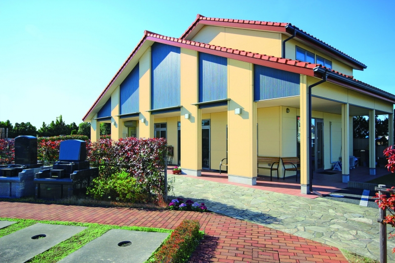 管理事務所と休憩所です。